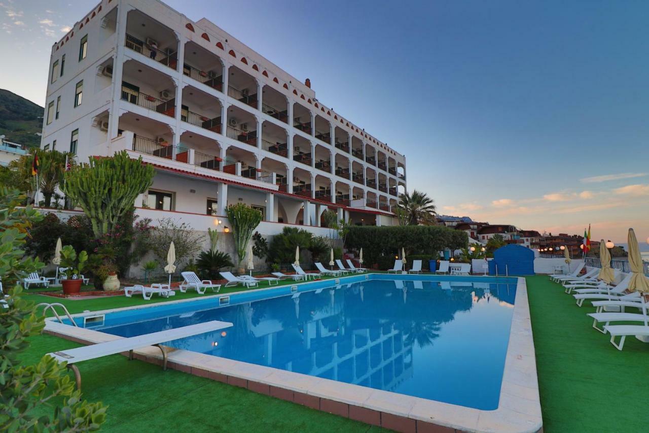 Park Hotel Silemi Letojanni Esterno foto