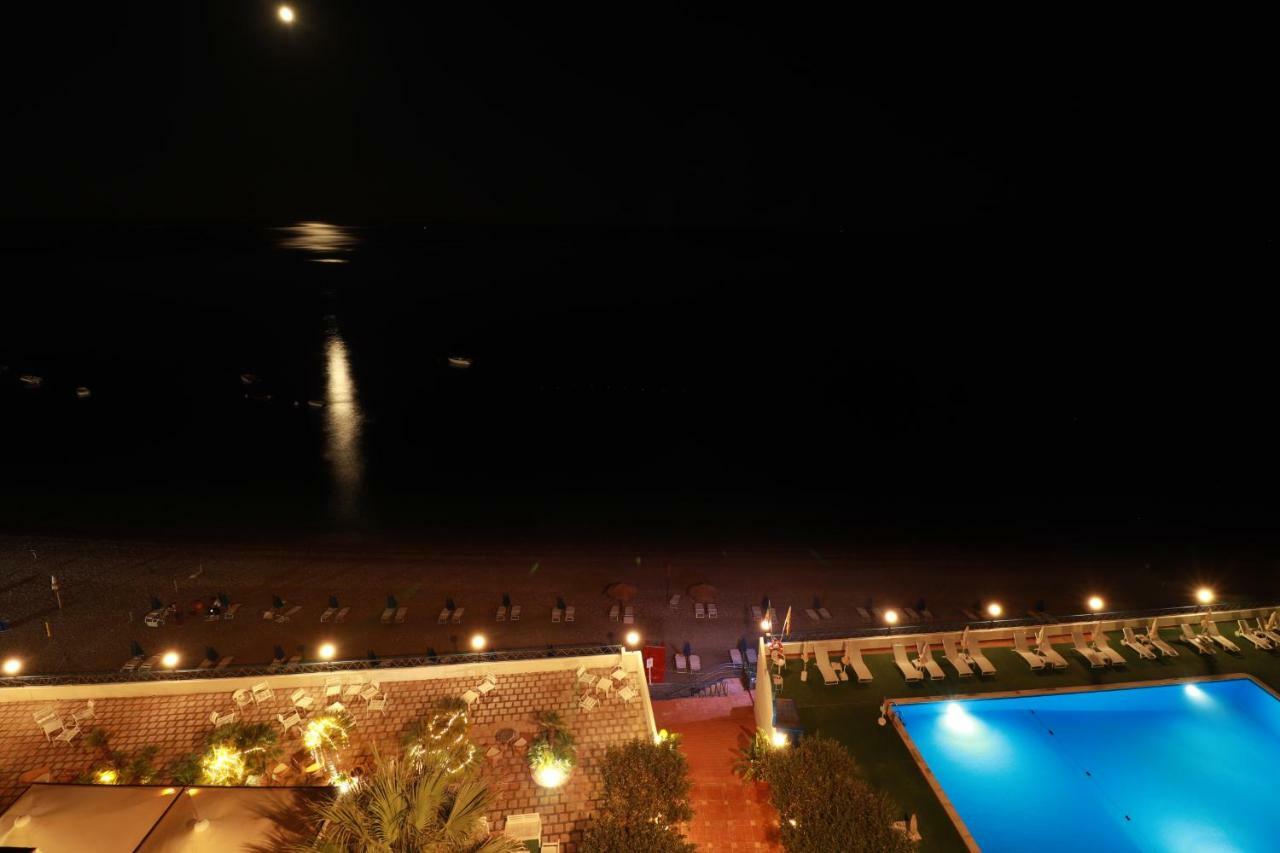 Park Hotel Silemi Letojanni Esterno foto